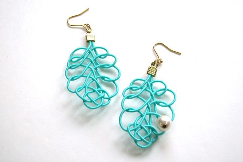 Mint green water drop · Reef hook earrings earrings changeable - ต่างหู - วัสดุอื่นๆ สีเขียว