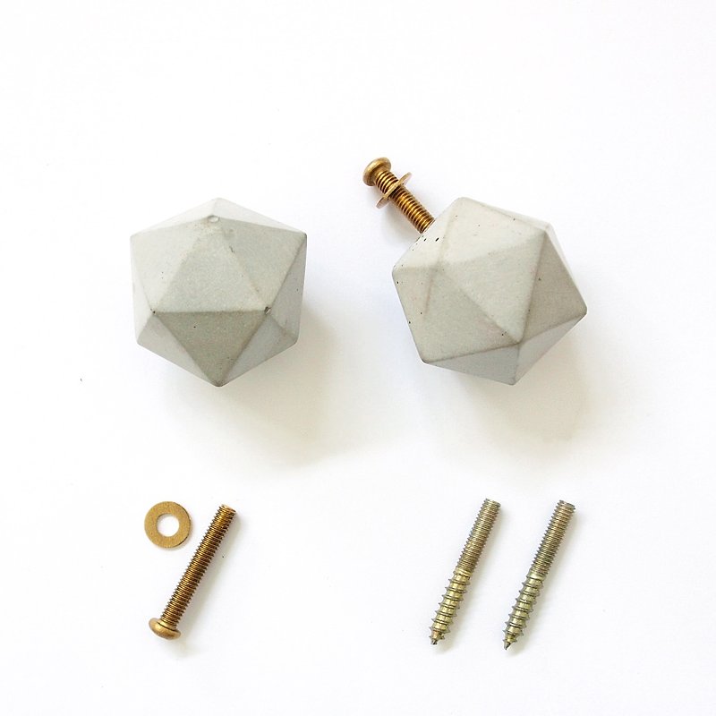 FENEN - Handcrafted concrete knob / hook – Icosahedron - ของวางตกแต่ง - ปูน สีเทา