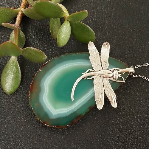 AGATIX Green Agate Slice Slab Necklace Silver Dragonfly Pendant Unique Necklace Jewelry