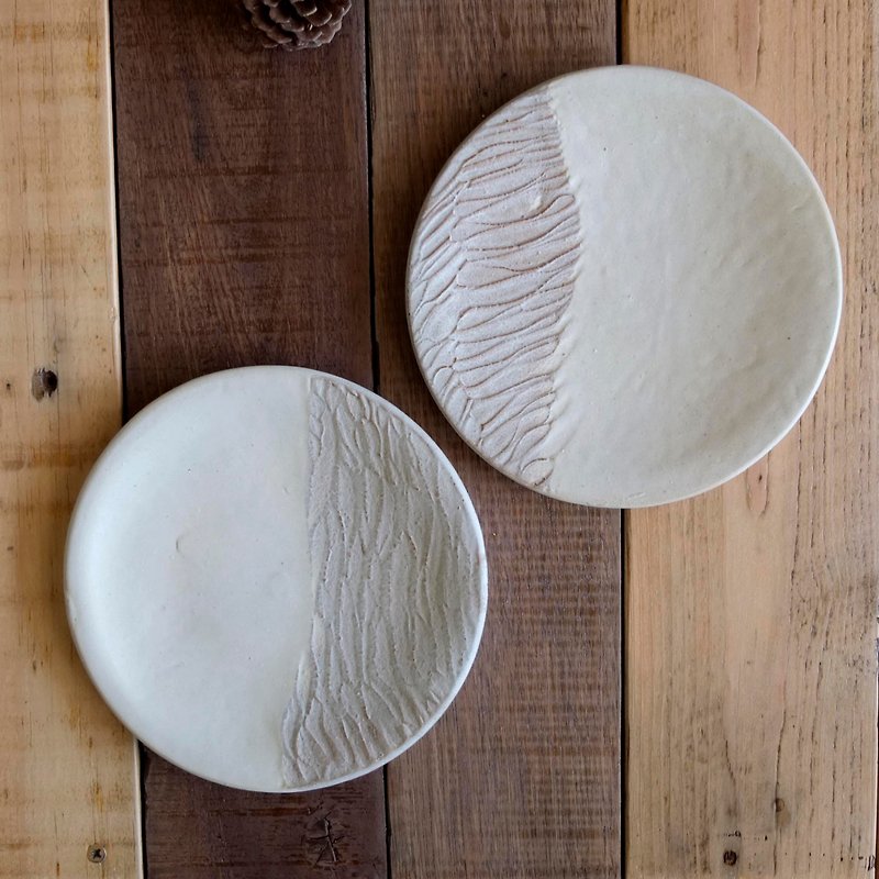 大地系列 紋理陶盤/蛋糕盤/點心盤 - 盤子/餐盤/盤架 - 陶 白色