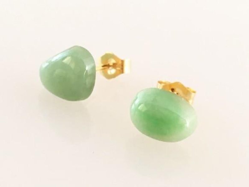 Myanmar natural jade type A ◇ K14GF pierce stud - Earrings & Clip-ons - Other Metals 