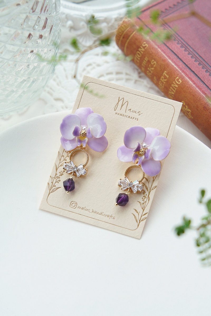 Phalaenopsis • Purple - Handmade resin earrings jewelry gift - Earrings & Clip-ons - Resin Purple