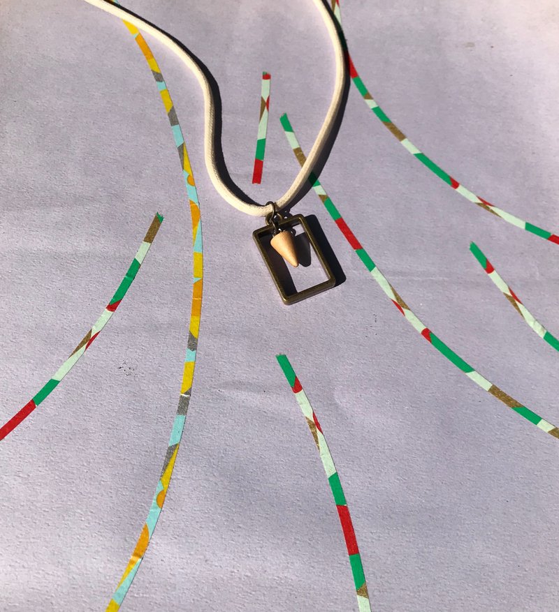 靈魂工具/項鍊 慶祝 禮物 景窗 倒錐形 敲門 心門 回憶風景 男女 - 項鍊 - 不鏽鋼 白色