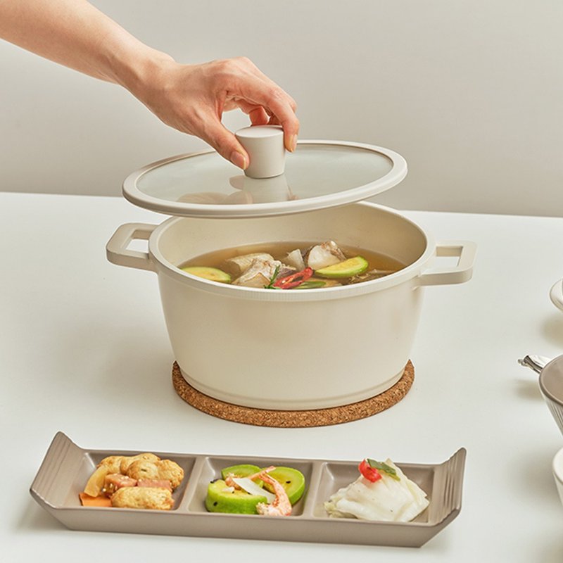 Korea IH binaural (deep) soup pot 20cm (with lid) gift recommended non-stick pot gift - Pots & Pans - Other Metals White