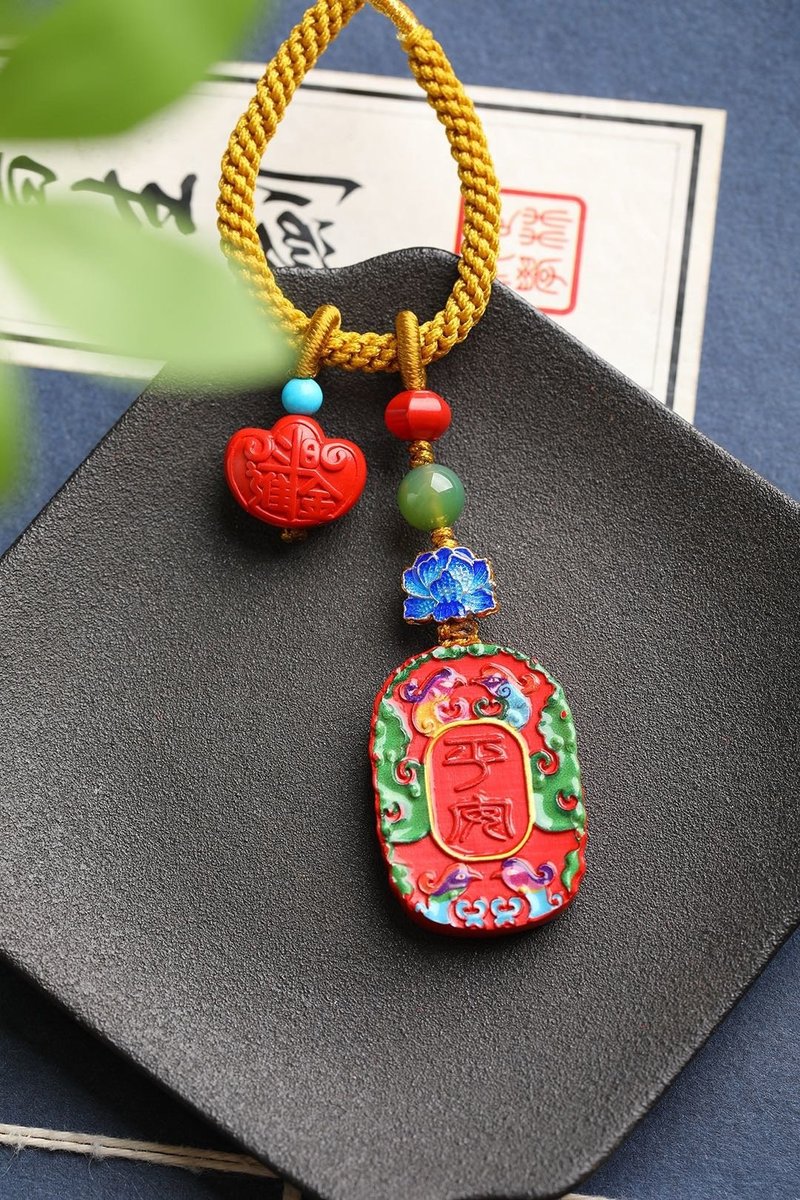 天然原礦硃砂精品紅砂彩繪 平安大吉 日進斗金包掛 鑰匙掛 - 鑰匙圈/鑰匙包 - 寶石 