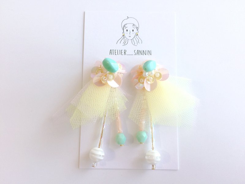 Yarn yarn princess series - pink yellow yarn yarn princess ear needle two wearing a series of hand earrings [can be customized folder] - Earrings & Clip-ons - Other Materials Multicolor