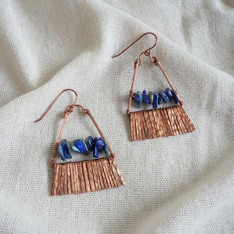 Handmade copper earrings - I love the big tassel lapis lazuli - Earrings & Clip-ons - Copper & Brass Blue