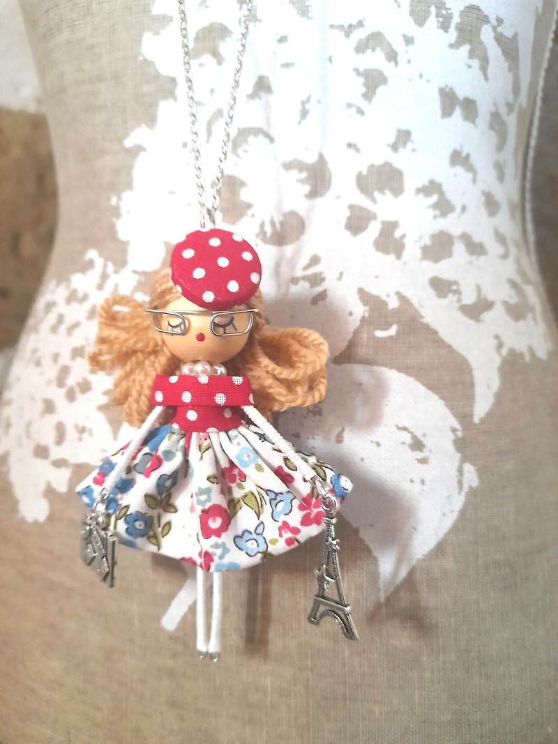 brooch doll and necklace - 項鍊 - 木頭 紅色