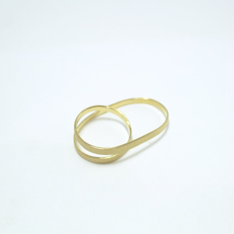 2 finger ring gold color - แหวนทั่วไป - โลหะ สีกากี