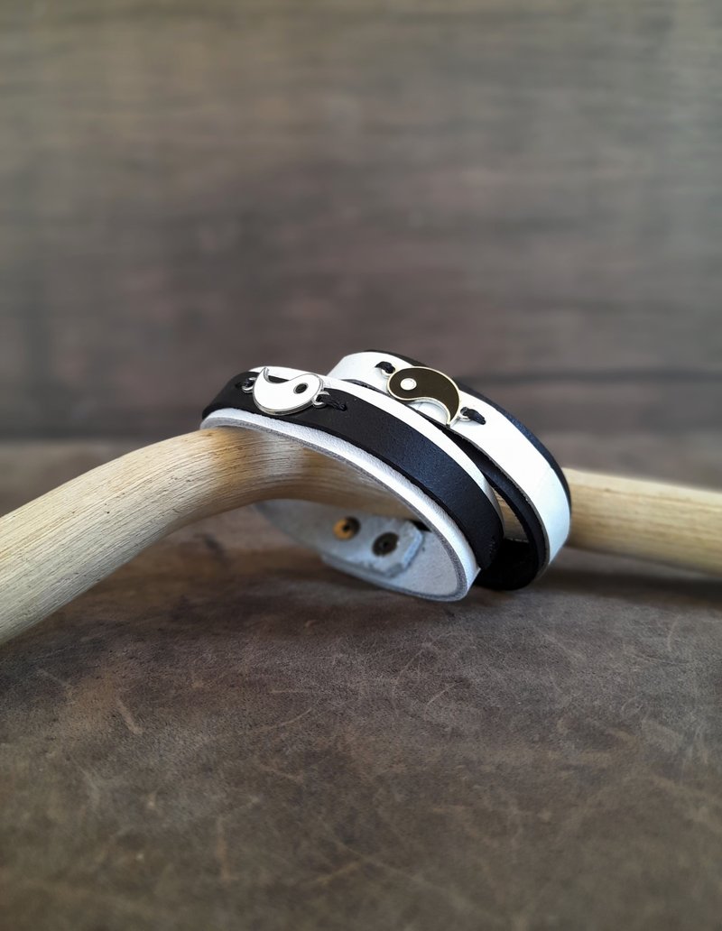 Set of two (2) Yin Yang Matching Bracelets - 手鍊/手環 - 真皮 黑色