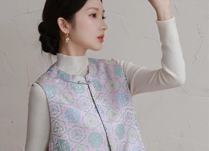 韻繪衣 新中式中國風 對襟提花疊穿背心 - 背心/無袖上衣 - 其他材質 粉紅色