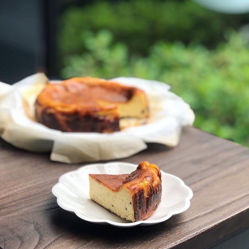 Classic original Basque cheesecake-cheese control must eat the mellow kiri cheese - เค้กและของหวาน - อาหารสด 