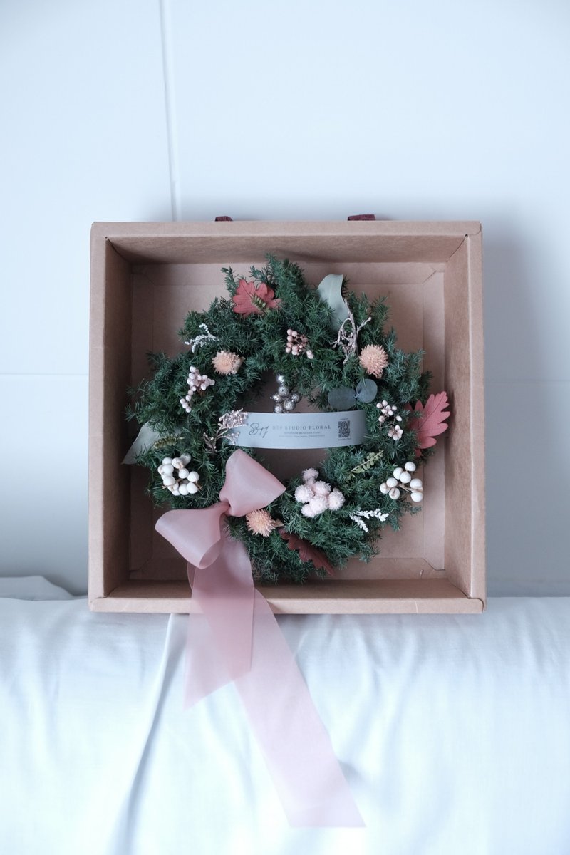 1 in stock [Eternal Cedar Christmas Wreath-Pink] Christmas gift, Christmas exchange gift - ช่อดอกไม้แห้ง - พืช/ดอกไม้ สึชมพู