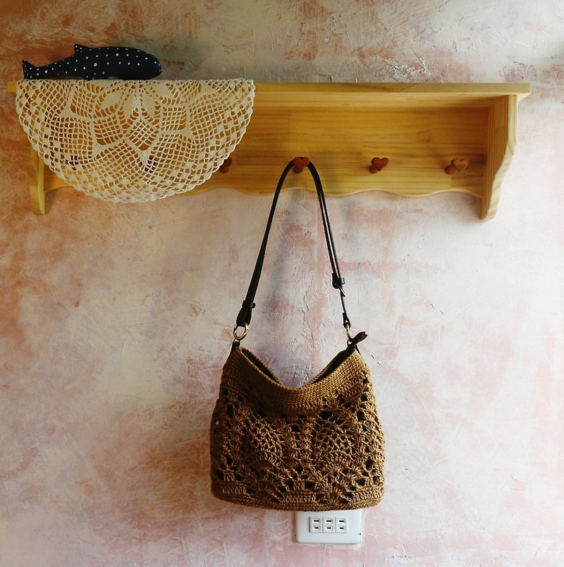 [Customized] Handmade hand-woven/ Linen woven crossbody bag/shoulder bag/dual use - Messenger Bags & Sling Bags - Cotton & Hemp Brown