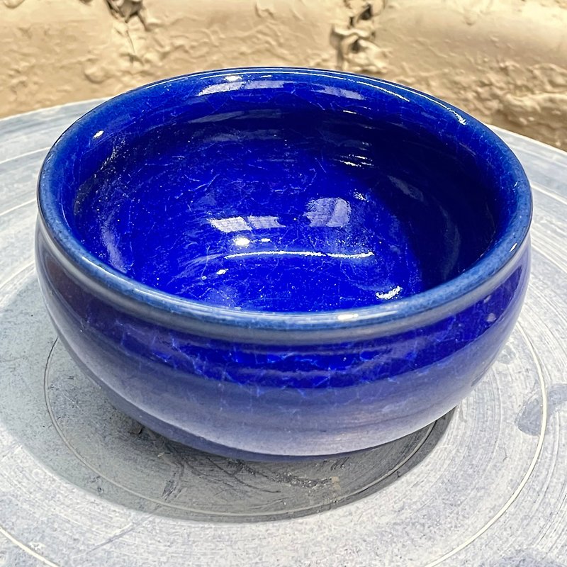 Celadon ice-cracked cobalt blue low bowl - ถ้วย - ดินเผา สีน้ำเงิน