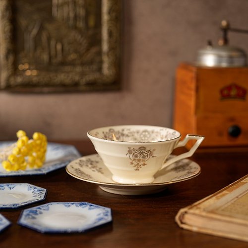 L&R 古董與珍奇老件 荷蘭Mosa金紋寬口茶杯組/咖啡杯