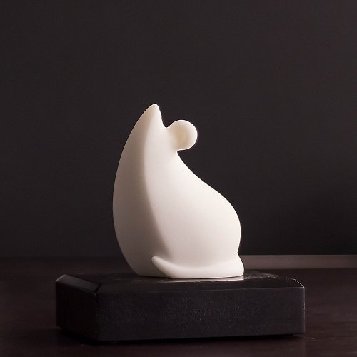 CHU, AN Design 【生肖】筌美術Gallery Chuan _成長系列-迎新鼠 鼠造型石雕-白