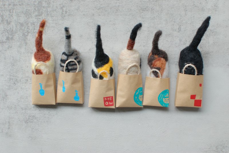 紙袋貓 - 擺飾/家飾品 - 羊毛 