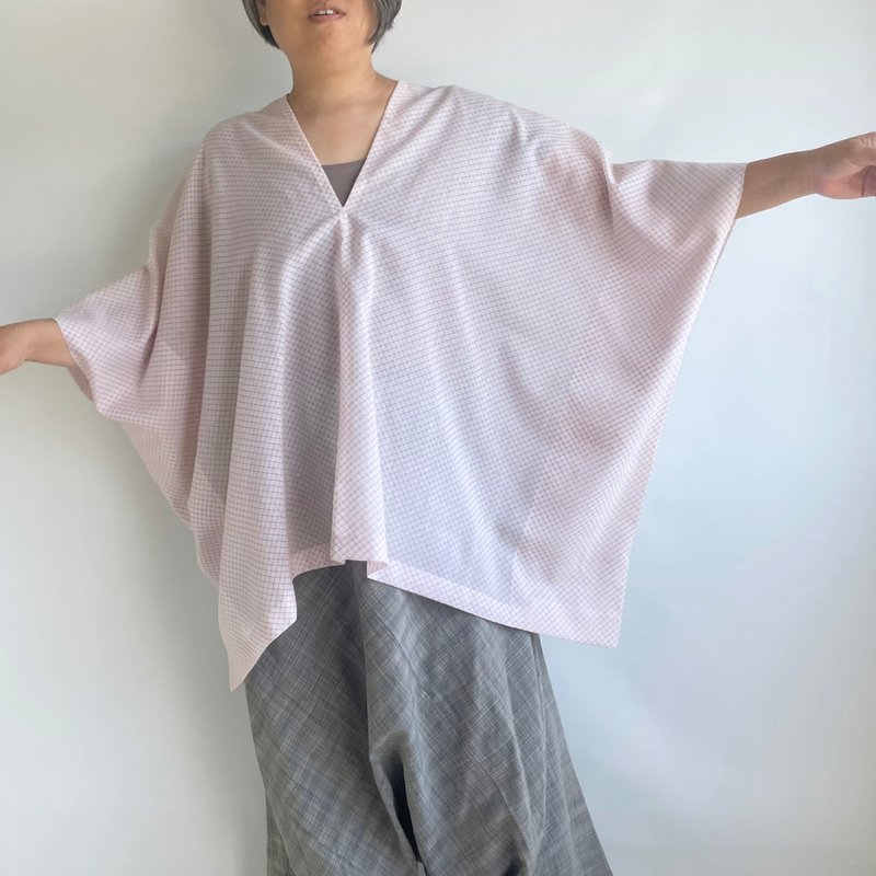 【1点もの】縦づかいのワイドプルオーバー --ウールモスリン襦袢地 白にピンクの鹿子模様 - 女上衣/長袖上衣 - 羊毛 粉紅色