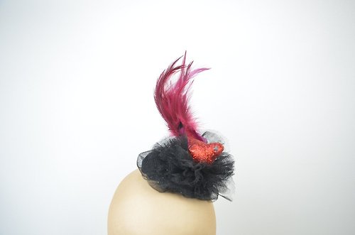 Elle Santos Fascinator Headpiece with Red Glitter Feathered Bird and Black Tulle Veil