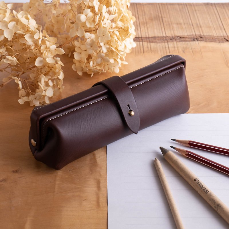 真皮 鉛筆盒/筆袋 咖啡色 - Italian leather pen case Paka-pen #Chocolate [Enrollment celebration] [Employment celebration] [Customizable gift]