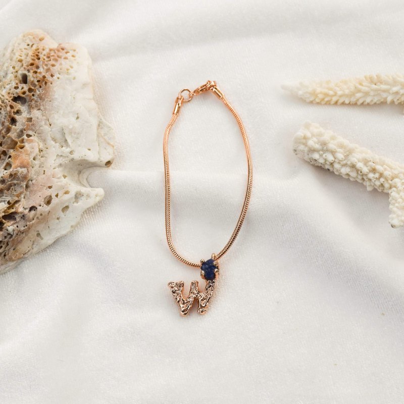 Alphabet bracelet W letter - 手鍊/手環 - 銅/黃銅 