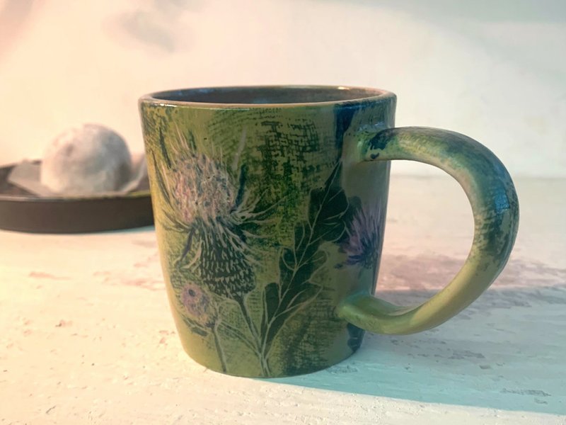 薊花刻劃陶製咖啡杯_陶器馬克杯 - 咖啡杯/馬克杯 - 陶 綠色