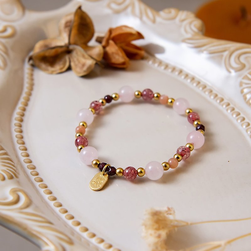 Beautiful Lady // C1141 Pink Crystal Strawberry Crystal Bracelet - Bracelets - Gemstone 
