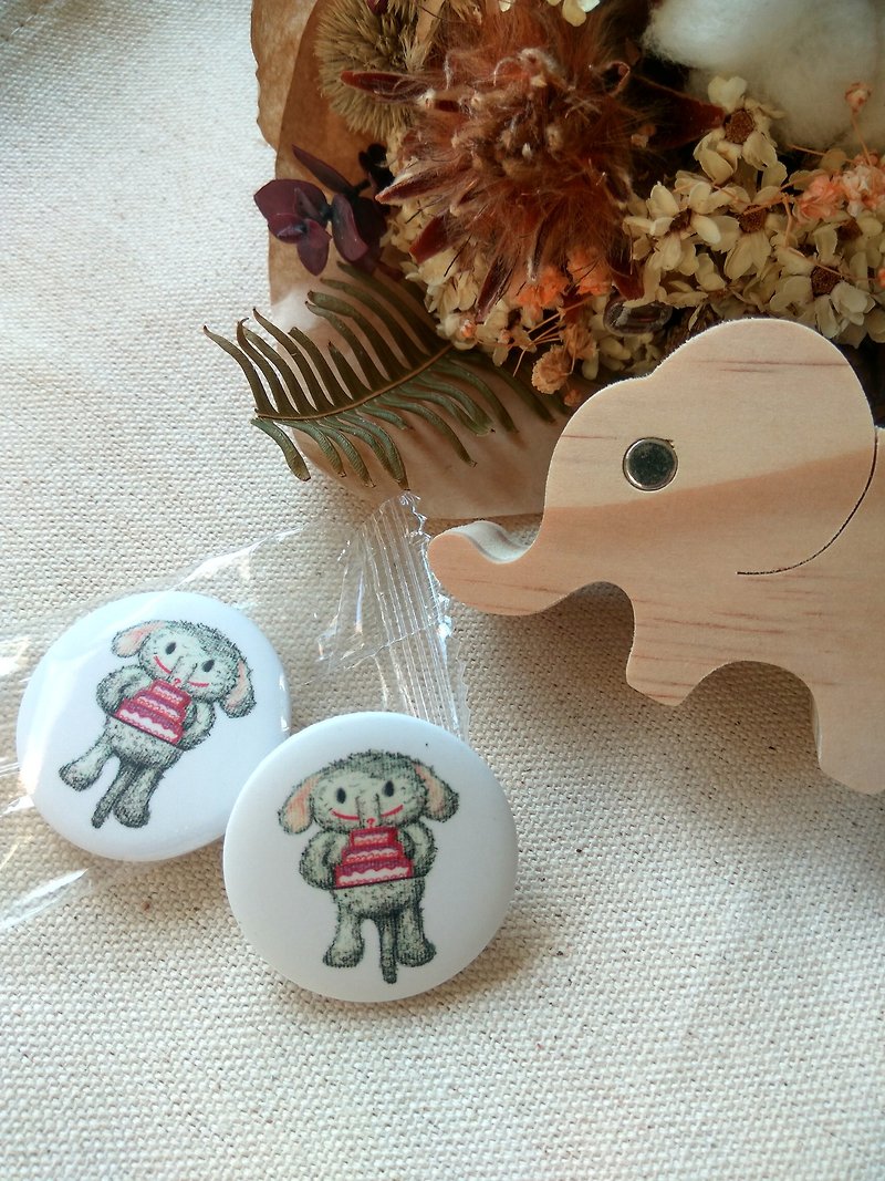 Happy birthday elephant badge - เข็มกลัด/พิน - พลาสติก 