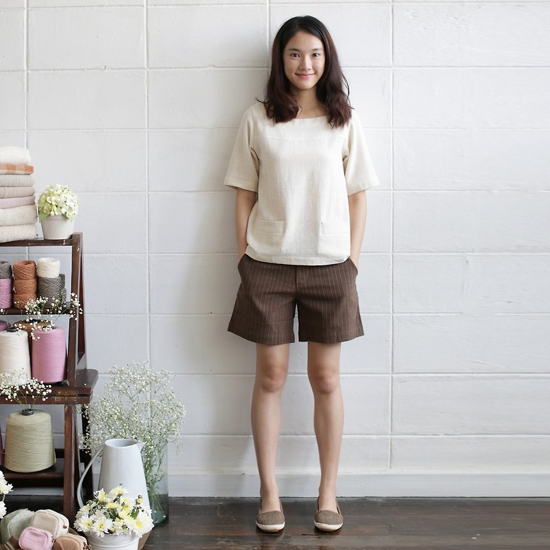 Square neck Short Sleeve blouses with Little Pockets Natural Color Cotton. - Women's Tops - Cotton & Hemp White