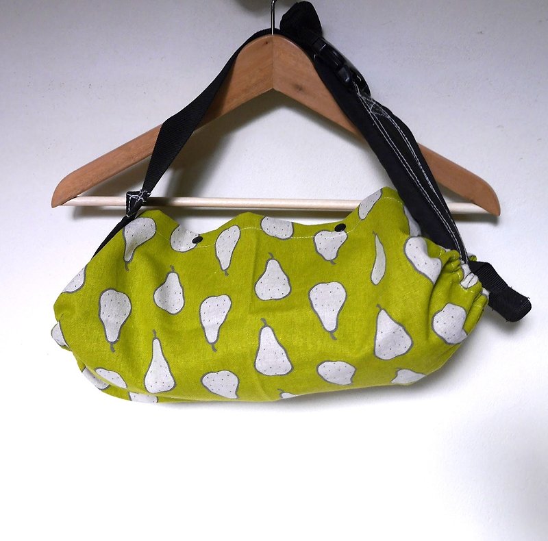 Baby carrier bag /  pear - Other - Cotton & Hemp Green