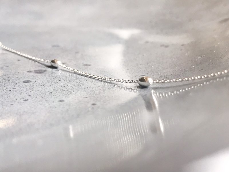 :: Silver :: Oval small peas sterling silver clavicle chain - สร้อยติดคอ - เงินแท้ 