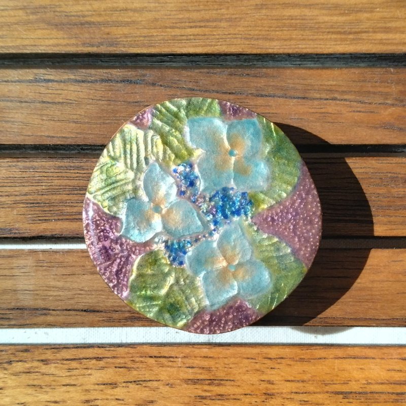 Japanese traditional crafts, cloisonné enamel brooch, Hydrangea flower - Brooches - Enamel Purple