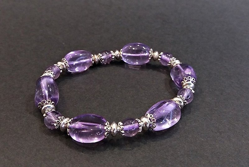 Small Violet - Amethyst sterling silver bracelet - Bracelets - Gemstone Purple