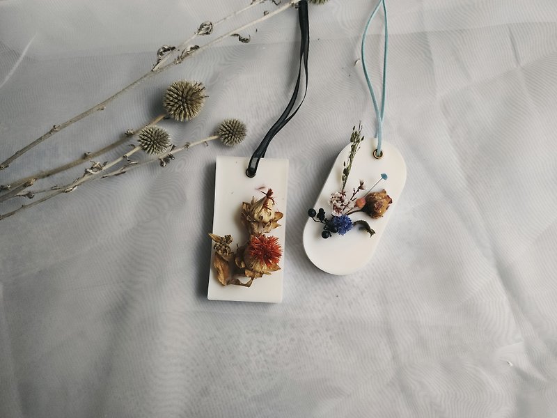 Dry flower fragrance container candle + dried flower fragrance Wax slice hand-made series experience activities [one person in a class - เทียน/เทียนหอม - ขี้ผึ้ง 