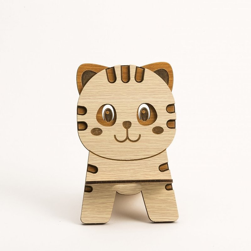 [Teacher’s Day Gift] Wooden Mobile Phone Holder─12 Zodiac Signs (Little Tiger) Mobile Phone Holder Mobile Phone Accessories - ของวางตกแต่ง - ไม้ สีเหลือง