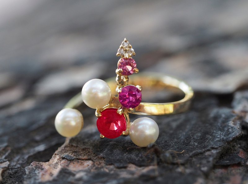14k  gold ring with ruby, garnet, amethyst, pearls and diamonds. - 戒指 - 貴金屬 金色