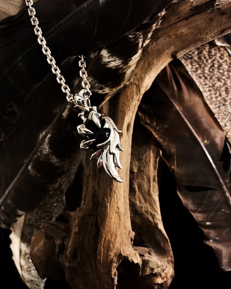 【Limited】Eagle Claw 925 Sterling Silver Pendant (without chain) - Necklaces - Sterling Silver Black