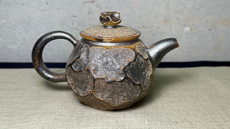 Teapot/gas fired/right handle/Yang Boyong/shape - ถ้วย - ดินเผา 