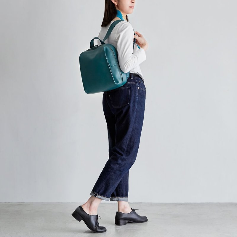 Fengying Leather Backpack M - Blue Green - กระเป๋าเป้สะพายหลัง - หนังแท้ สีเขียว