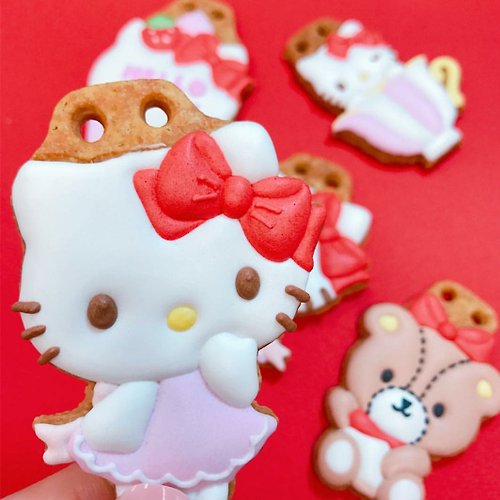 Cookie Queens 餅乾皇后 【Pinkoi x Sanrio】正版/Hello Kitty貓/收涎餅乾/甜點造型/客製