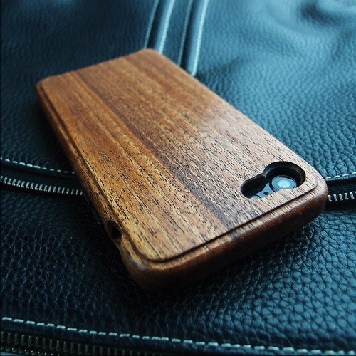 Wood & Leather Goods LIFE 【受注生産】実績と安心サポート iPhone 7/8 専用木製ケース