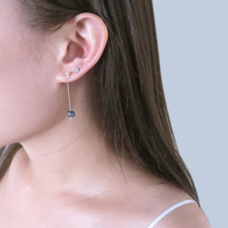 Black Hair Crystal Light Ear (Large) - 925 Sterling Silver Natural Stone Earrings - ต่างหู - เงินแท้ สีเงิน