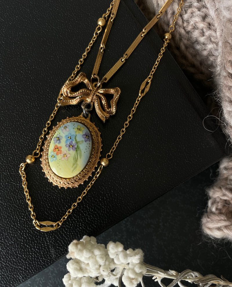 古董復古金色雕花陶瓷蝴蝶結項鍊雙鍊Florenza 少見款 N106 - 項鍊 - 其他金屬 金色
