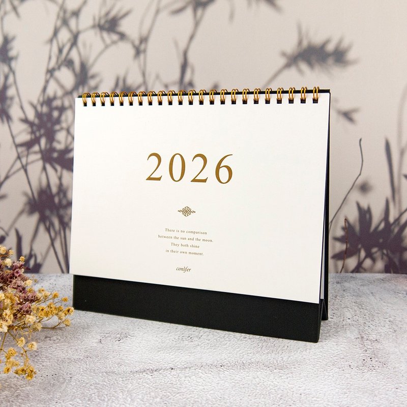 【conifer綠的事務】2026年25K簡約典雅橫式桌曆-雅黑金 - 筆記本/手帳 - 紙 黑色