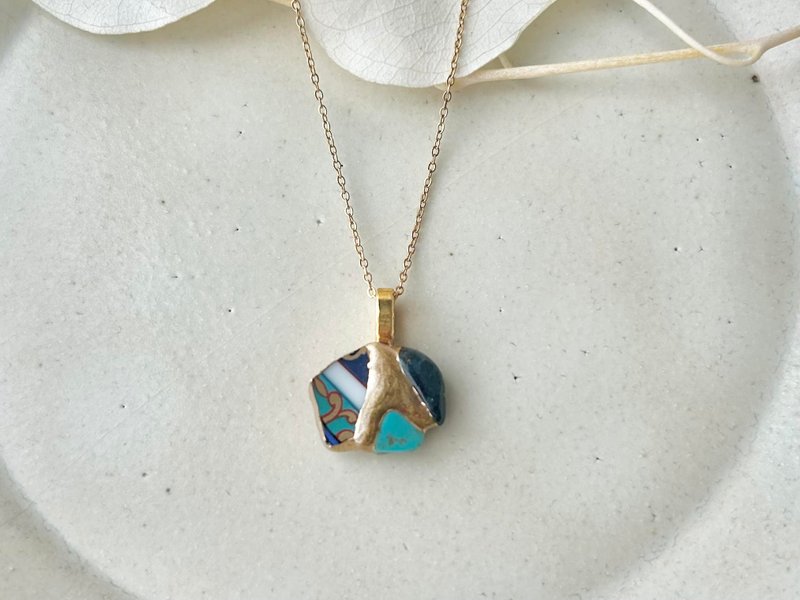 有田焼　金継ぎ　ネックレス　サージカルステンレスチェーン　アレルギー対応　18K　和柄　ターコイズ　アパタイト　天然石　伝統工芸　No.307 - 項鍊 - 陶 藍色