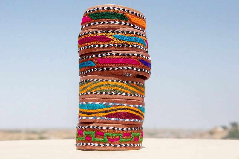 Hand-embroidered camel leather bracelet/leather bracelet/leather bracelet/leather bracelet/embroidered bracelet-embroidery - สร้อยข้อมือ - หนังแท้ หลากหลายสี