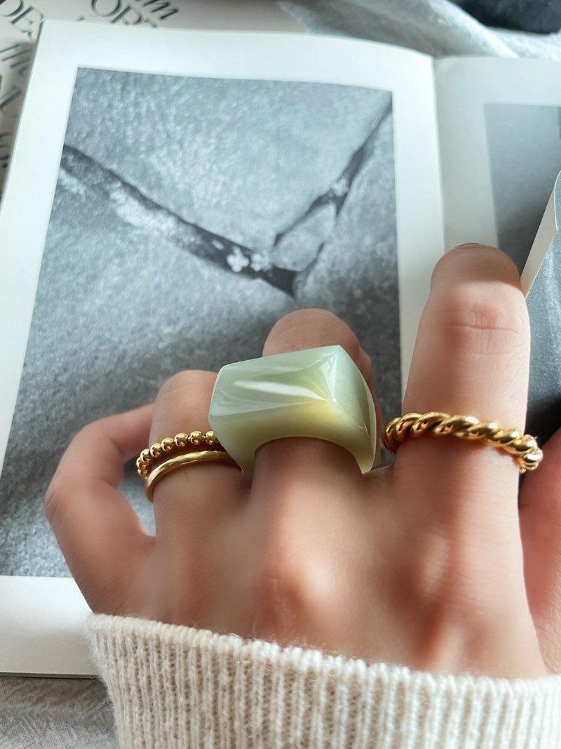 Natural Hetian jade green and white jade with sugar wide ring Hong Kong code 18 Lemon Moon #202 - General Rings - Jade White