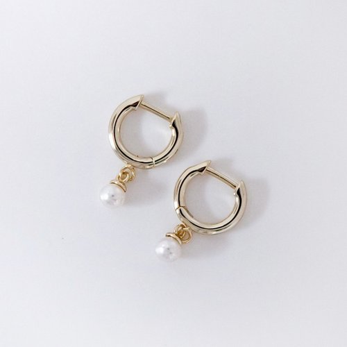 Isha Jewelry 純銀輕珠寶 珍珠款開合小圈耳環 | 天然珍珠。抗過敏