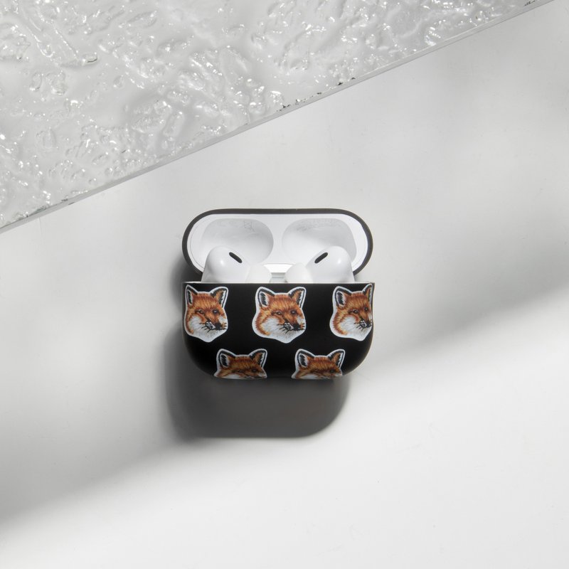 Maison Kitsuné 聯名All Over Fox Head系列 AirPods Pro保護套 - AirPods/耳機保護套 - 矽膠 黑色